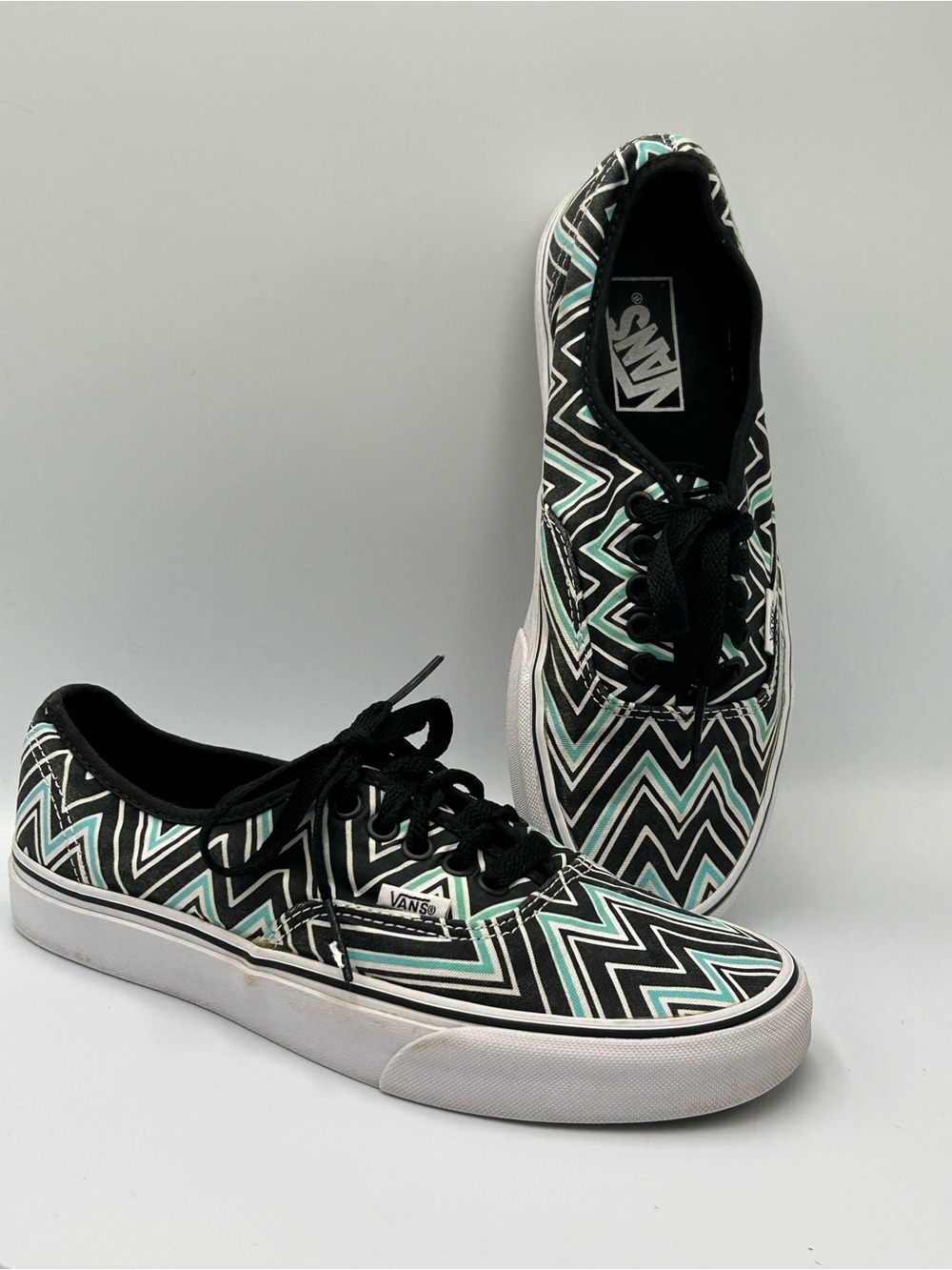 Amazing Pattern Vans Black & Teal Chevron Canvas Sneakers Men Women’s